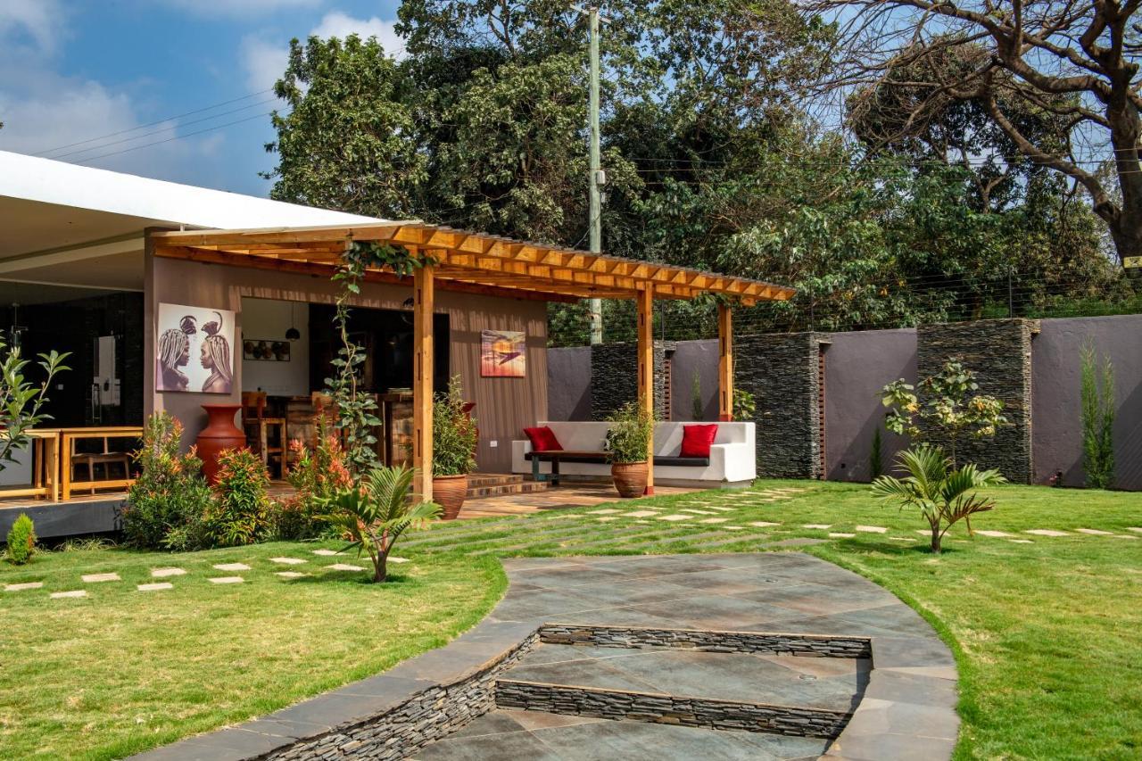Kinga Homes Boutique Hotel モシ エクステリア 写真