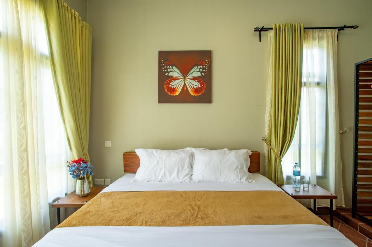 Kinga Homes Boutique Hotel モシ エクステリア 写真