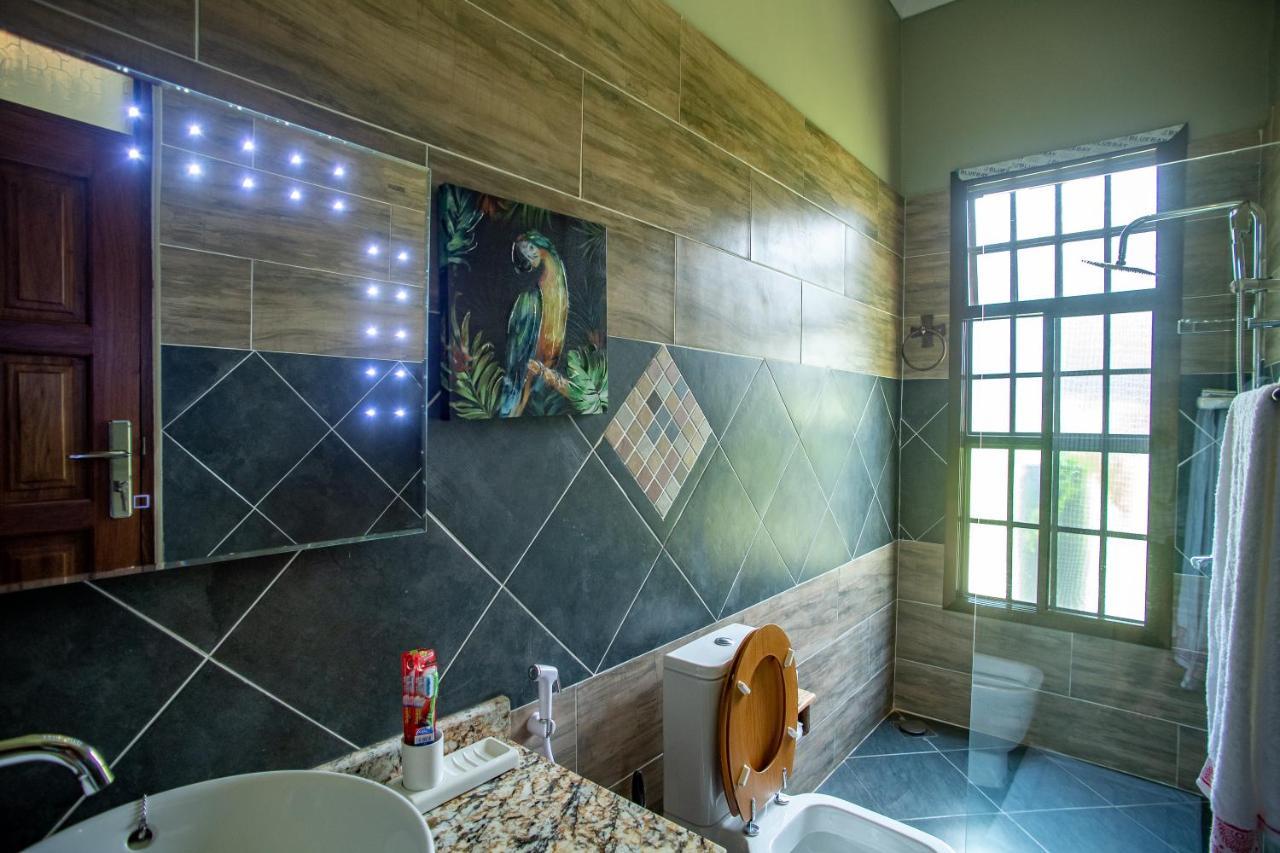 Kinga Homes Boutique Hotel モシ エクステリア 写真