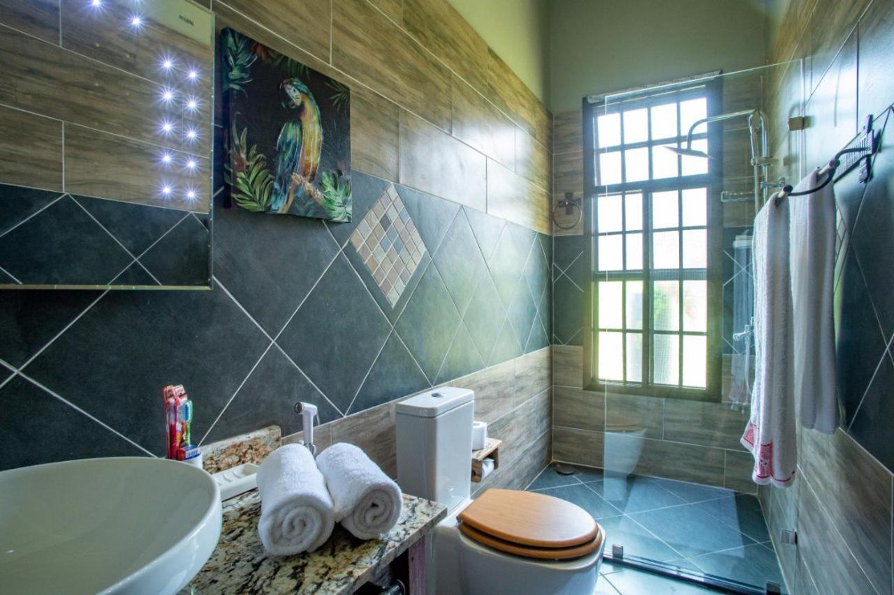 Kinga Homes Boutique Hotel モシ エクステリア 写真
